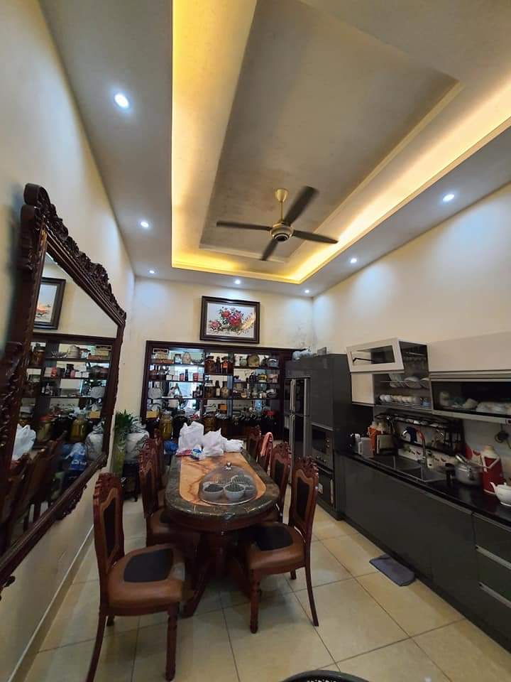 ÔTÔ KINH DOANH- NHÀ ĐẸP Ở NGAY- XÃ ĐÀN- ĐỐNG ĐA-DT 67m2-4T-MT 4,3m-Giá 11,5 tỷ.