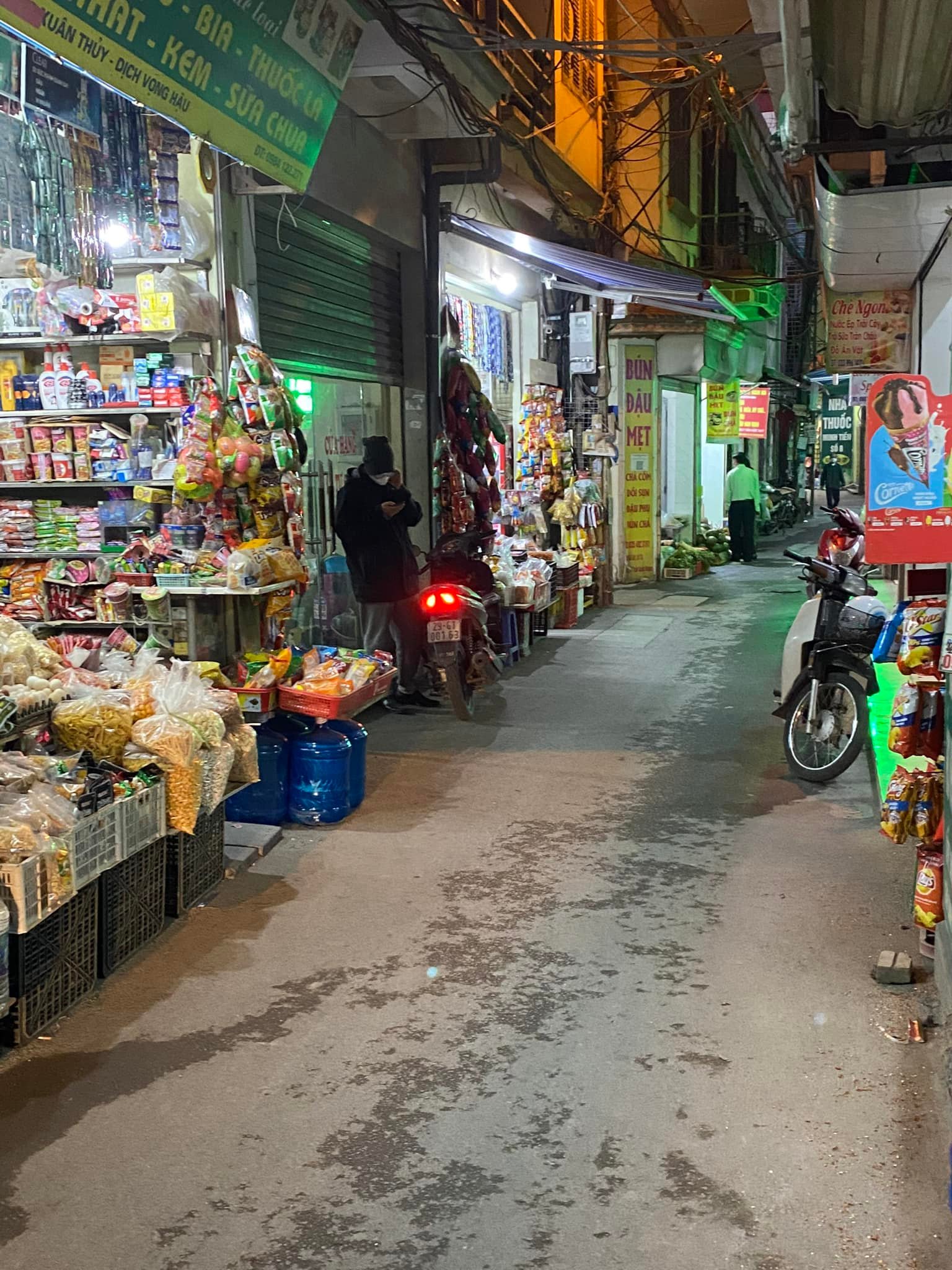 TRUNG TÂM CẦU GIẤY - 7 TẦNG THANG MÁY - LÔ GÓC - KINH DOANH SẦM UẤT - NGÕ THÔNG.