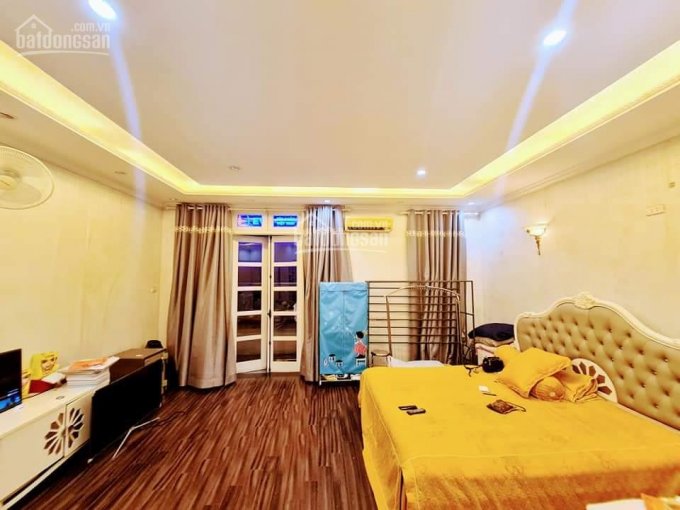 Bán gấp nhà 9 tầng Mặt Phố Lê Trọng Tấn DT 250 m, mặt tiền 8 m, giá 60 tỷ.