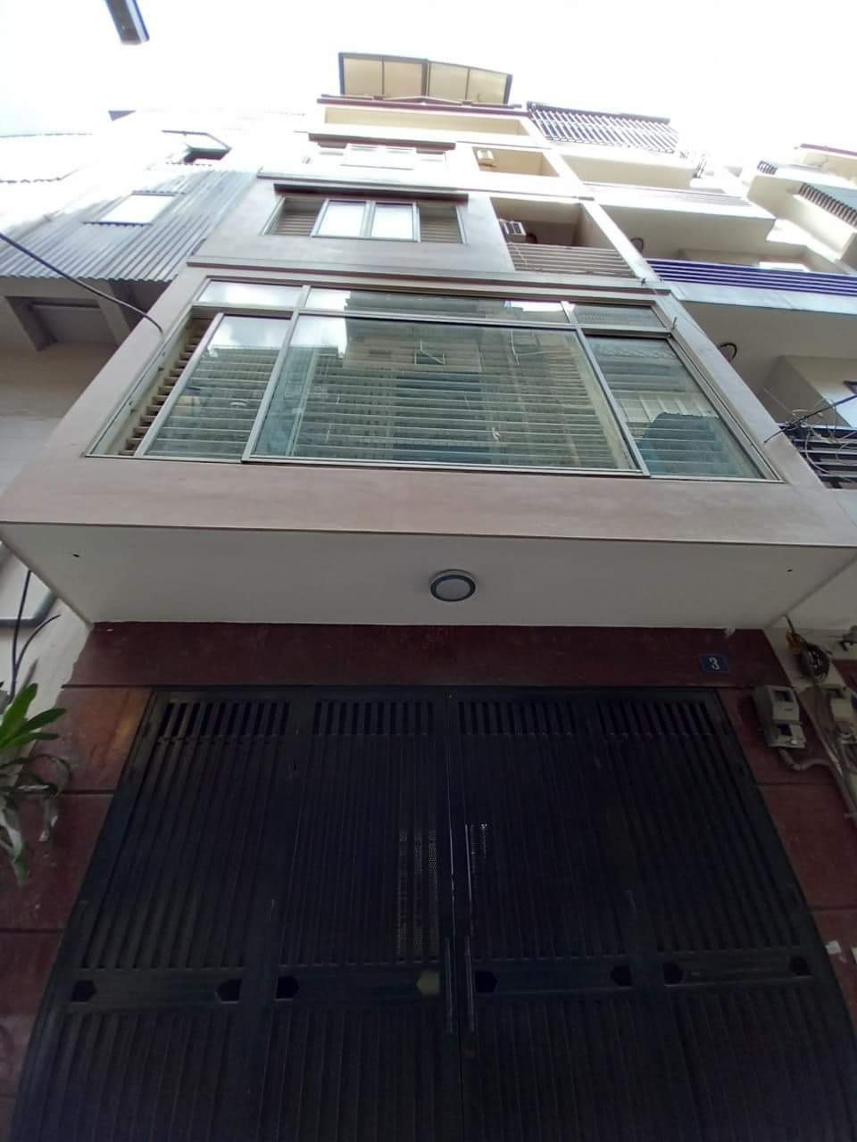 MẶT NGÕ ÔTÔ TRÁNH KINH DOANH ĐỈNH-NGUYÊN HỒNG-BA ĐÌNH-DT 61m2-6T-MT 5m-Giá 19 tỷ.