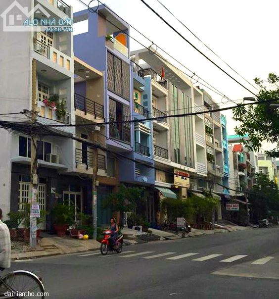 Bán nhà mặt tiền đường Trần Văn Kiểu, kdc Bình Phú 2, p.10, quận 6, dt 4x19m