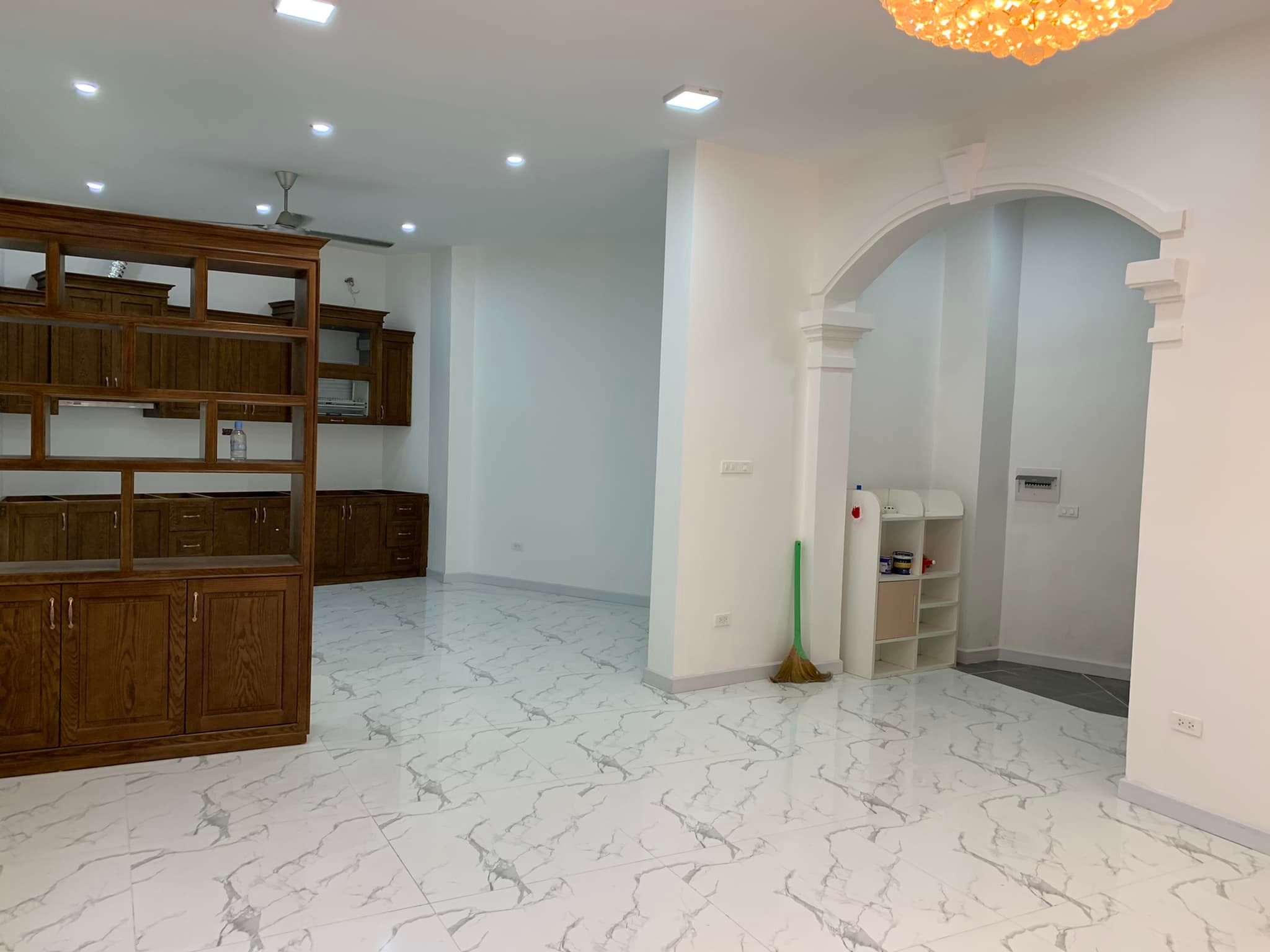 Bán nhà đường Lưu Hữu Phước, 61m2, 5 tầng, mt 9m, lô góc, cách 1 nhà ra Vinhome Hàm Nghi.