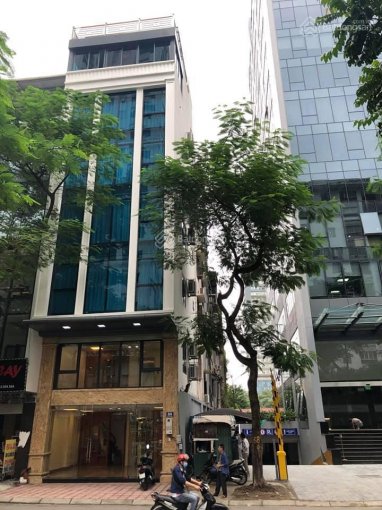 Bán gấp nhà MP Hoàn Kiếm Lý Nam Đế DT 285m2 MT 10m 9T doanh thu cho thuê 1th gần 200 tr/th