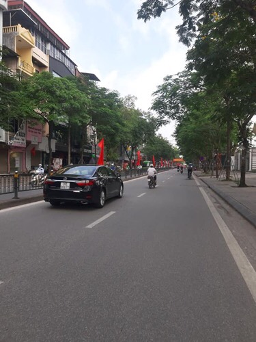 CỰC HIẾM! Chỉ 28.5 tỷ Mặt Phố Vũ Phạm Hàm, Trung Hòa 7 tầng mặt tiền rộng