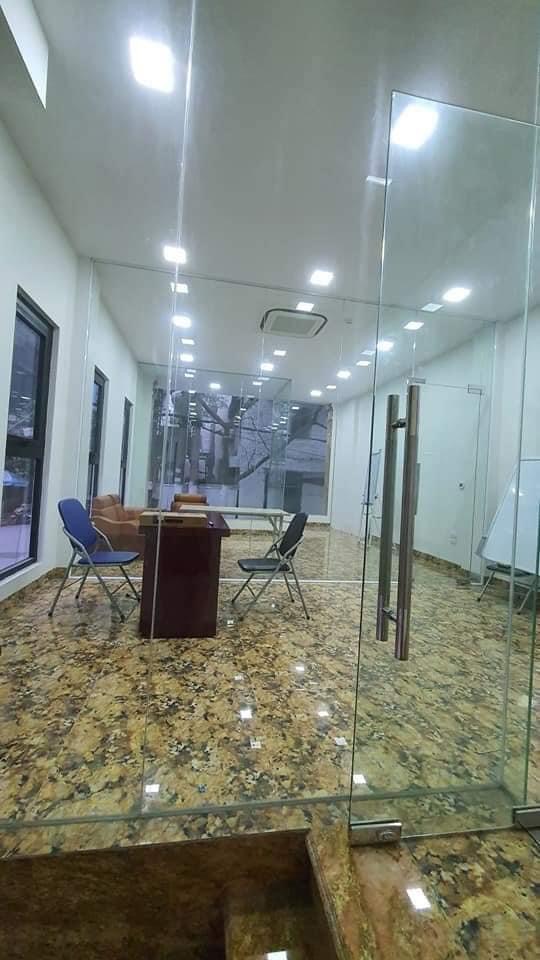 Siêu phẩm phân lô đẳng cấp kinh doanh lô góc 7 tầng thang máy vị trí vip nhất Phố Trung Kính