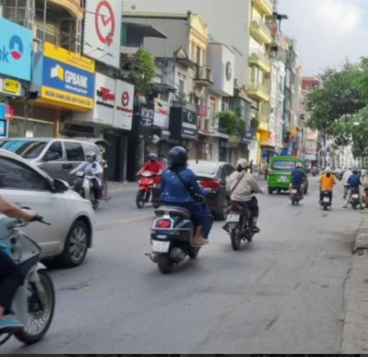 3.5 tỷ nhà đẹp 39 m x 5 tầng 4 m mặt tiền đẹp nhất phố nguyễn an ninh 2 phút ra kinh tế quốc dân