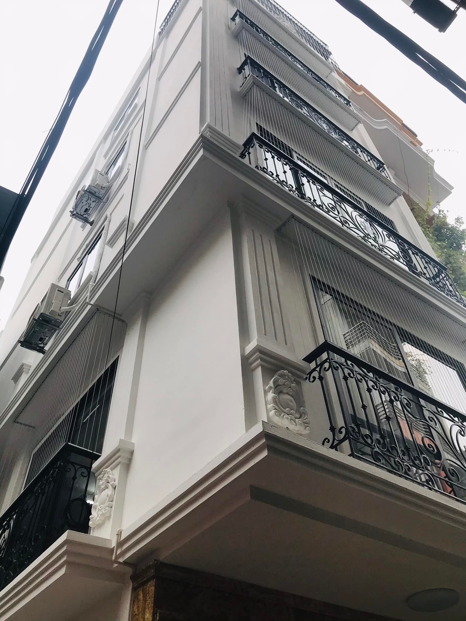 Nhà Vạn Phúc lô góc siêu đẹp, siêu hiếm, vỉa hè, ô tô tránh+KD-70m2 * 5T, MT 8m. Giá 20 tỷ