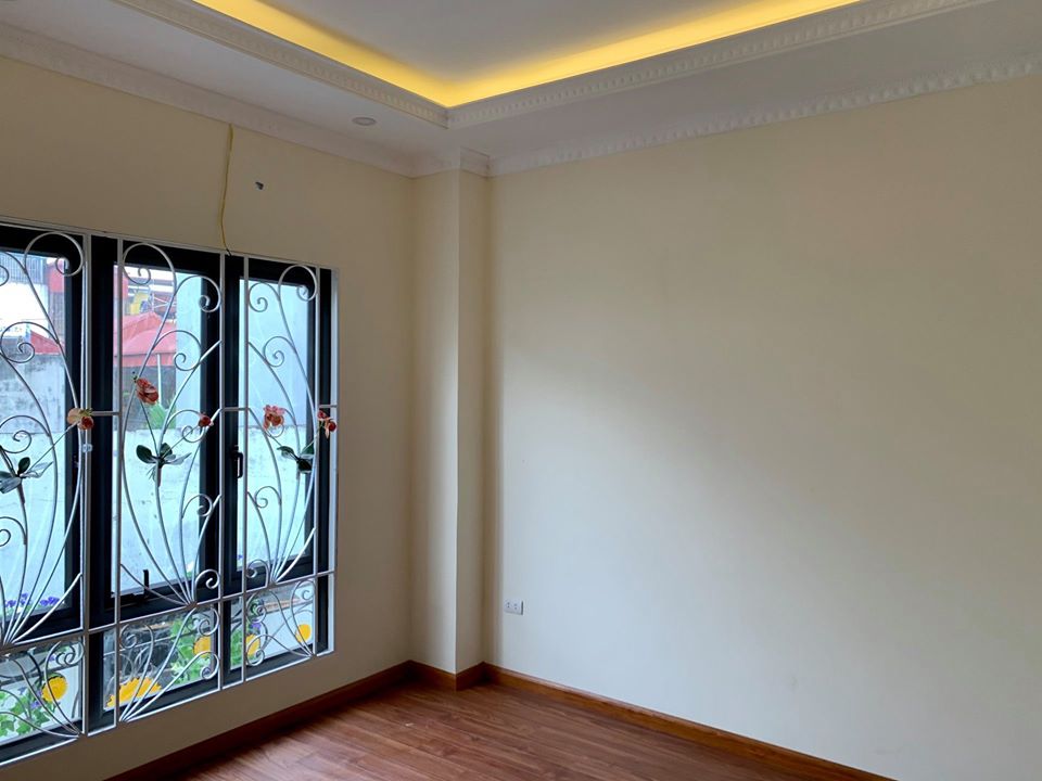 Bán nhà phố Trung Kính đôi, Cầu Giấy, ngõ ô tô vào nhà, KD đẹp, DT 100m2x6T, MT 5m, giá chỉ 18,9 tỷ