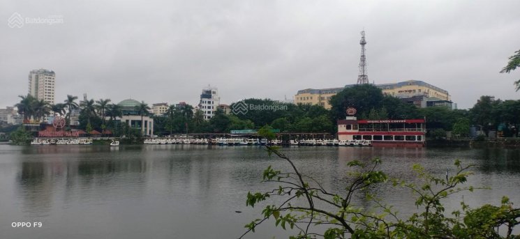 Bán gấp nhà mặt phố, lô góc, Trấn Vũ, Ba Đình 10 tầng, DT 130m2, MT 9m, giá 65.9 tỷ