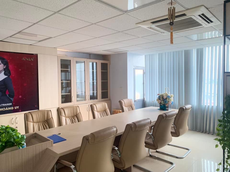 BUILDING VĂN PHÒNG NGUYỄN KHÁNH TOÀN, THANG MÁY, VỈA HÈ KINH DOANH, MẶT TIỀN RỘNG ĐẸP NHẤT KHU.