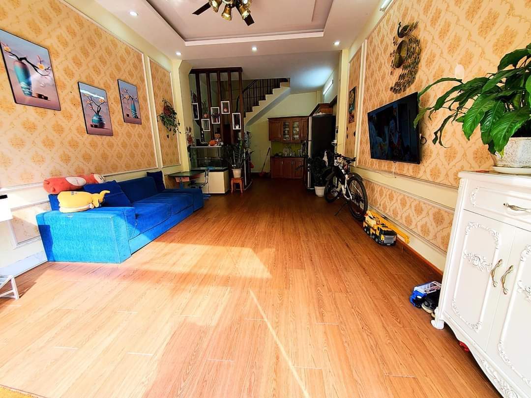 Bán nhà YÊN LÃNG ĐỐNG ĐA 70m2, Mt 6M, Thang máy xịn, Giá 12.3 Tỷ.