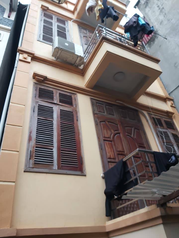 MẶT PHỐ KINH DOANH, VỈA HÈ ĐÁ BÓNG
