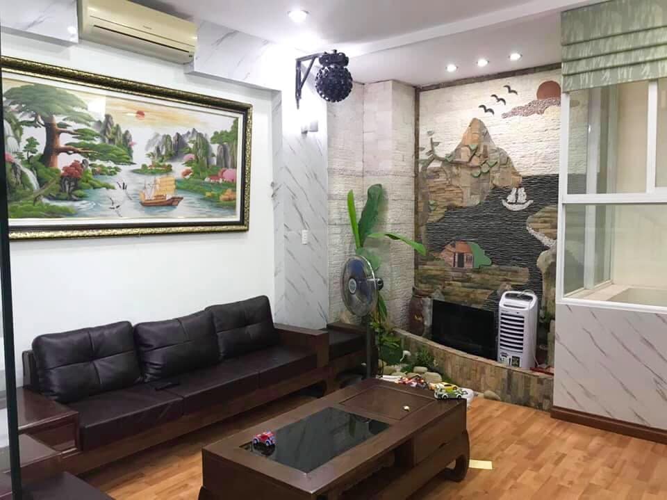 Bán Nhà - Đường Láng - 60m x 4T, MT 4m - 3 Thoáng, Nhà Đẹp, Gần Phố, Ô chờ Thang Máy