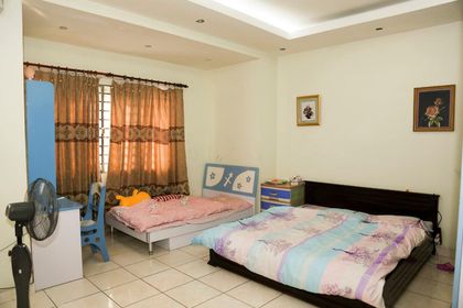 Bán nhà mặt tiền Trịnh Văn Cấn, P Nguyễn Thái Bình, Q1 DT(4.2x12) trệt, 4 lầu thang máy