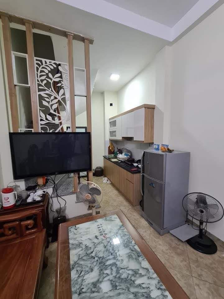 Bán nhà phố Kim Đồng, Giáp Bát quận Hoàng Mai ô tô, Kinh doanh 110m2 MT 7m