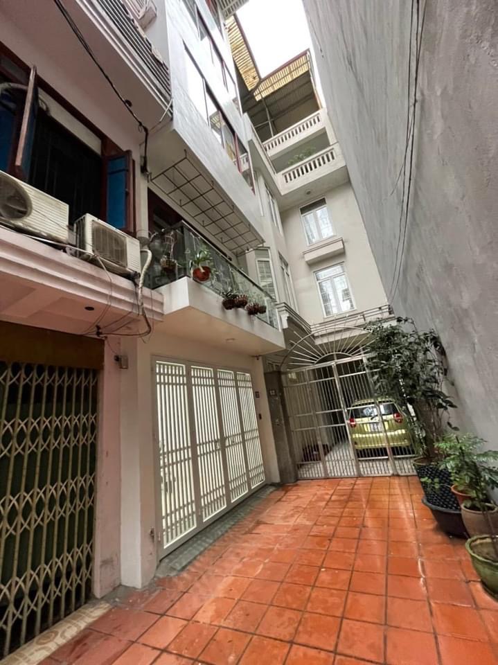 NHÀ ĐẸP PHỐ THÁI HÀ - DIỆN TÍCH 50M X 6 TẦNG - MẶT TIỀN 3,8M OTO VÀO NHÀ - NGÕ ĐẸP NHẤT TRÊN PHỐ THÁI HÀ - KINH DOANH LÀM VĂN PHÒNG ĐỈNH - CĂN HỘ - VỈA HÈ RỘNG.