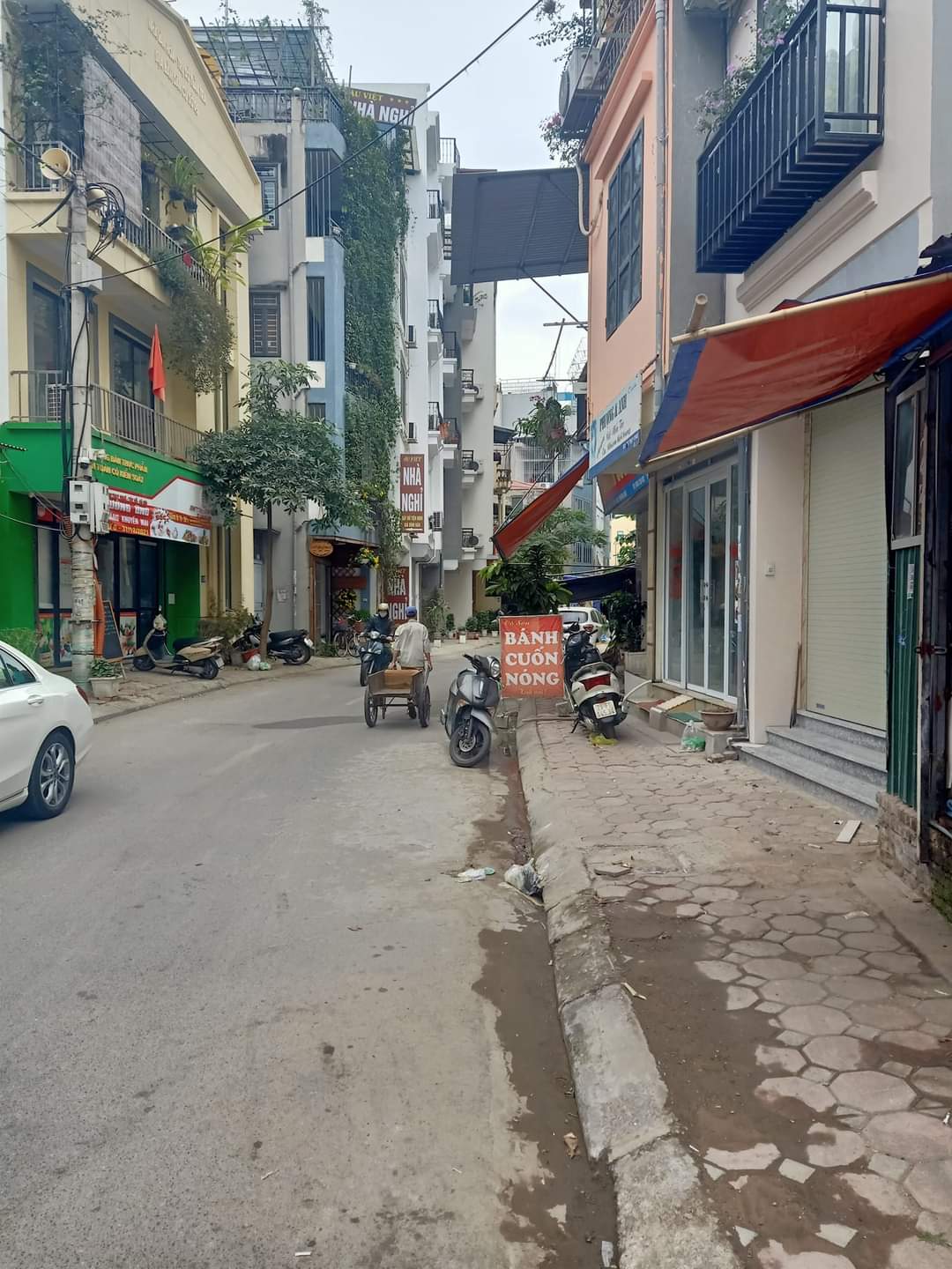 BÁN ĐẤT TẶNG NHÀ- MẶT PHỐ KINH DOANH BẤT CHẤP- ĐỒNG CỔ-TÂY HỒ-94m2-3T-MT 6m-Giá 19,8 tỷ.