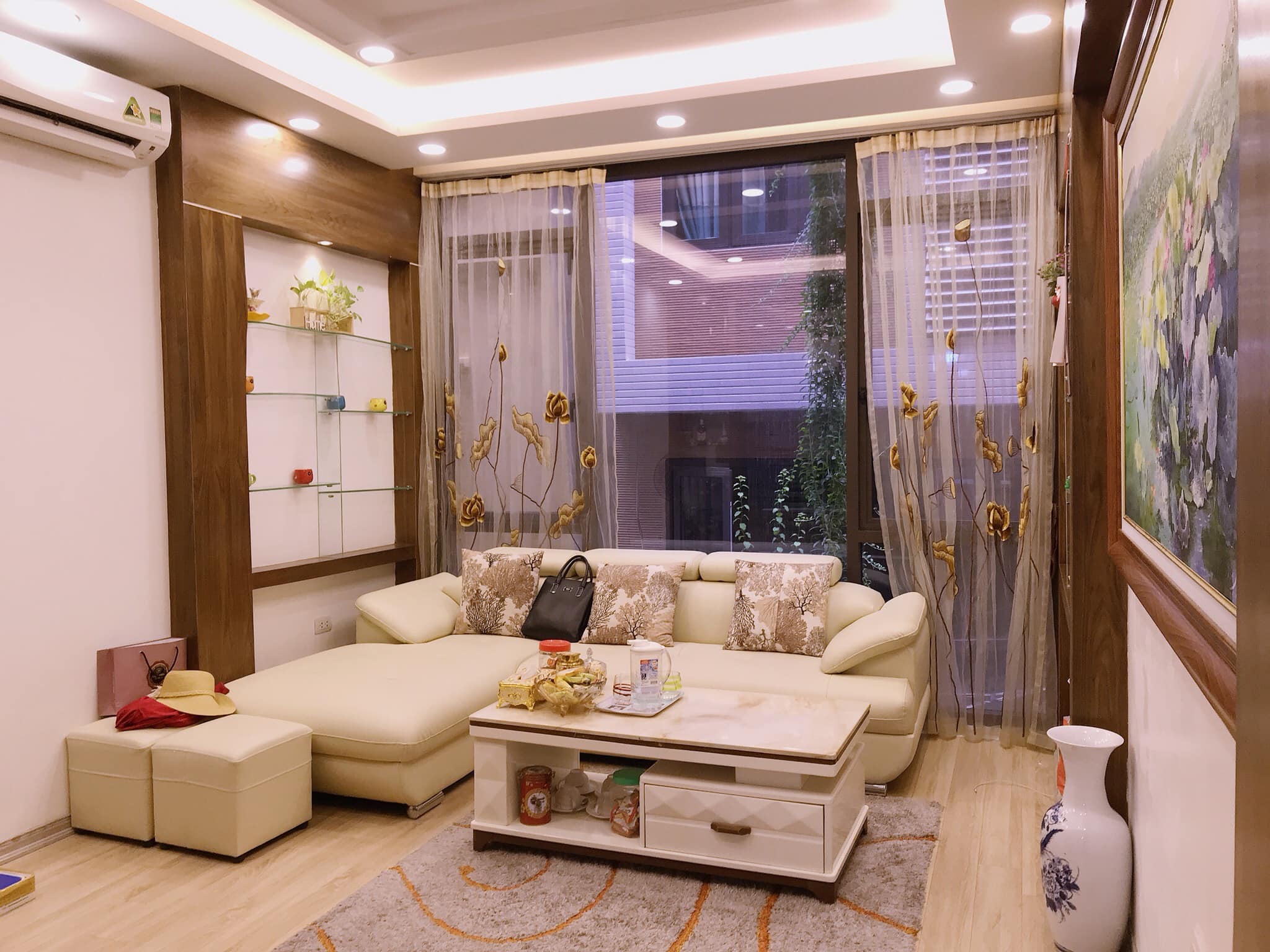 CẦN BÁN SHOPHOUSE DỊCH VỌNG HẬU CẦU GIẤY 110M 7 TẦNG THANG MÁY VỈA HÈ KINH DOANH 31 TỶ