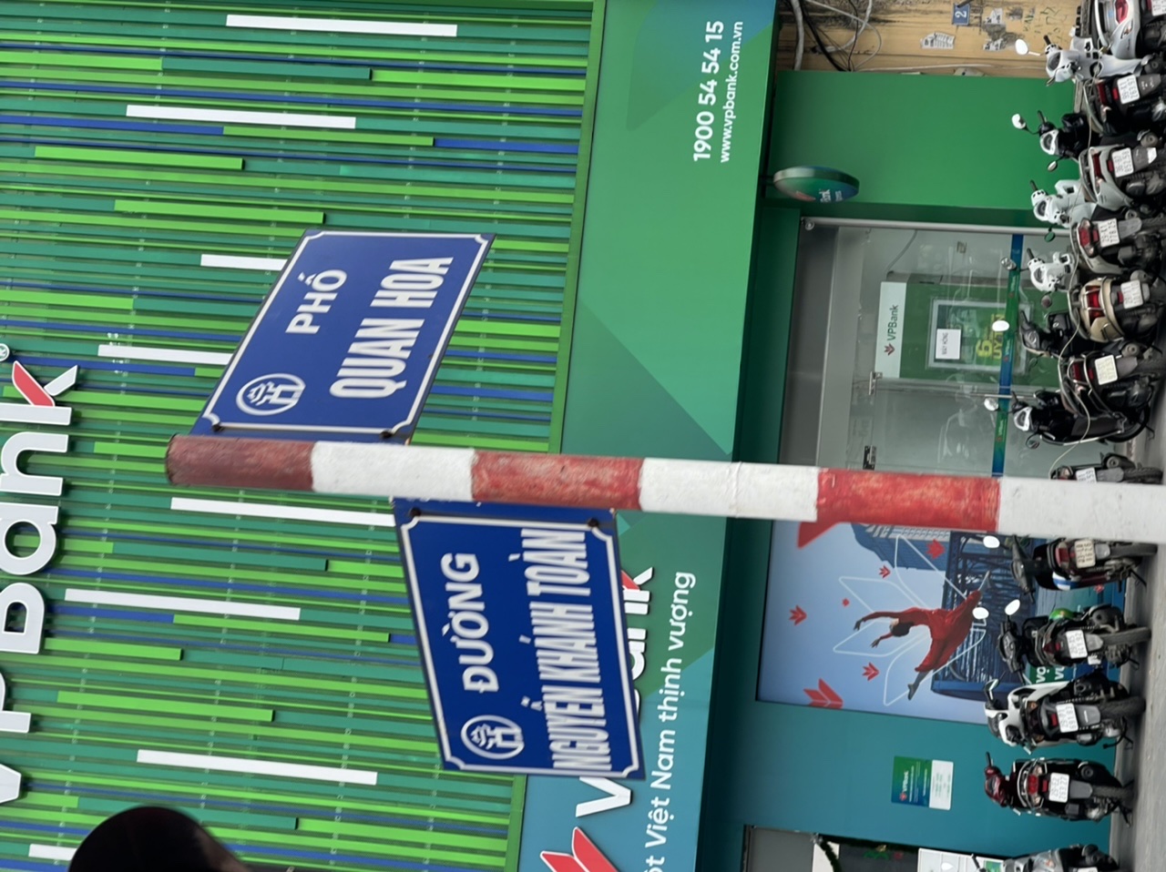 BÁN NHÀ PHỐ QUAN HOA , CẦU GIẤY , 7T THANG MÁY, Ô TÔ TRÁNH, KINH DOANH SẦM UẤT