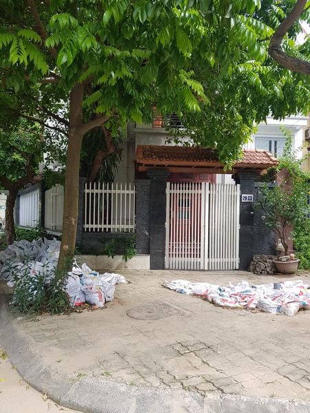 Nhà nằm vị trí VIP khu vực cầu giấy , nhà đẹp 4,5 tầng thang máy
