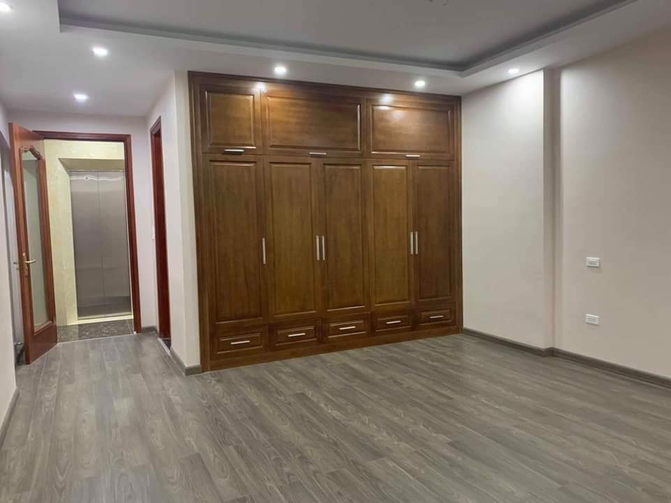 90m2