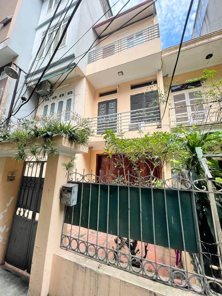 Nhỉnh 20 tỷ,MP Văn Cao, vị trí đắc địa, vỉa hè 5m, KD đỉnh, Dòng tiền khủng 120 tr/T