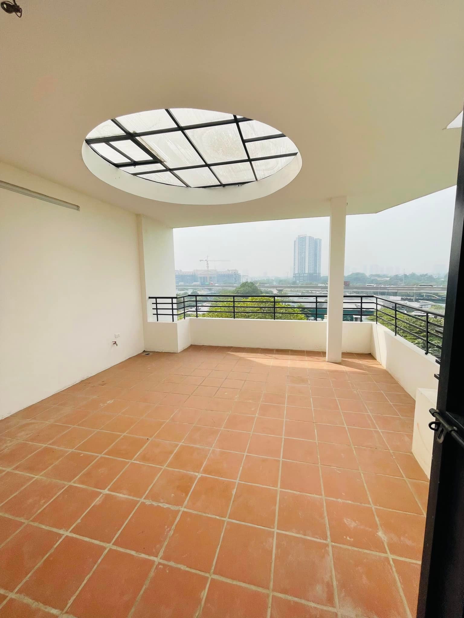 Bán nhà Hoàng Đạo Thành Kim Giang Thanh Xuân 93m 5 tầng 14 tỷ nhà đẹp kinh doanh cho thuê