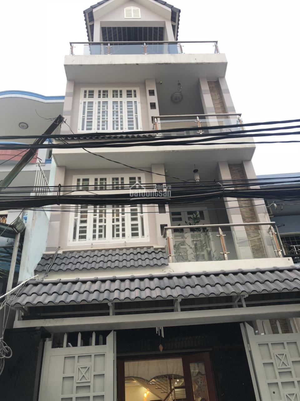 93m2
