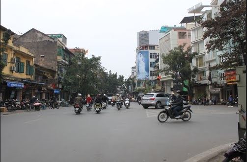 Bán Gấp khách sạn mặt phố Hàng Nón. 115m, 7 tầng, mặt tiền 7.8m. giá 67 tỷ.