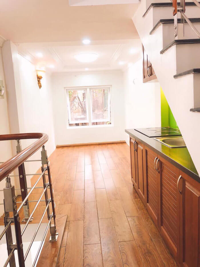 Hoàng Quốc Việt phân lô ô tô nở hậu vp 6 tầng thang máy 60m 12 tỷ