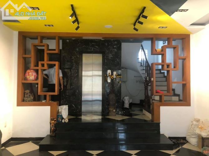 60m2