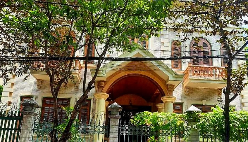 BIỆT THỰ GÓC SANG TRỌNG GIỮA PHỐ, MẶT TIỀN MIÊN MAN, KHU VIP ĐỒNG ME, 098.115.8.507.