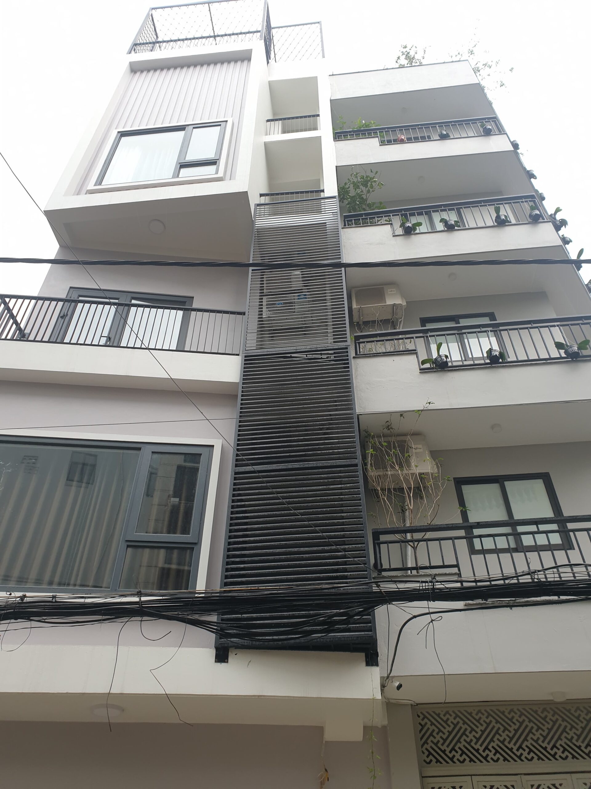 67m2