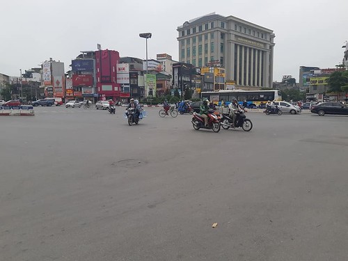 Siêu Phẩm Mới APARTMENT Thang Máy Ôtô KD Võ Chí Công-Tây Hồ 118 m2 X 8t,MT6,8m Giá 19,5 Tỷ