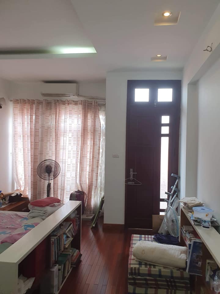 Bán nhà mặt phố Kim Mã, 73m2 x 6 tầng, mt 4.5m