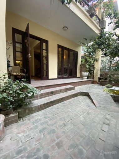 Bán biệt thự 5 tầng, diện tích 100m2, mặt tiền 6m ô tô vào ngõ 89 phố Tứ Liên, Âu Cơ, Tây Hồ