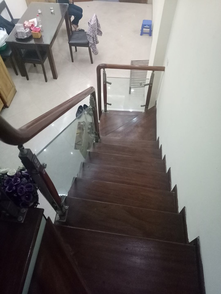 280m2