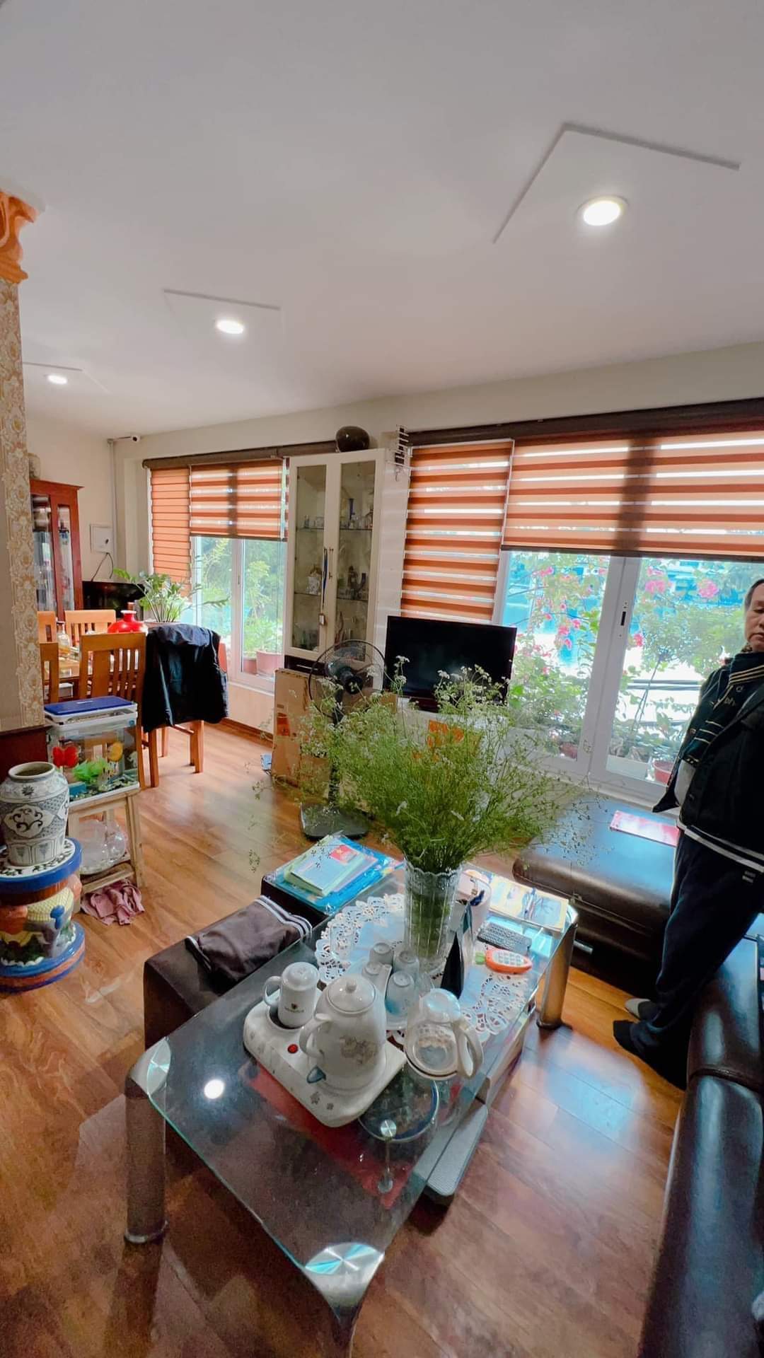 BÁN NHÀ MP, Q ĐỐNG ĐA - MĂT TIỀN RỘNG - VIEW HỒ - KINH DOANH ĐỈNH, VỊ TRÍ ĐẸP - VIP NHẤT NHÌ Q ĐỐNG ĐA