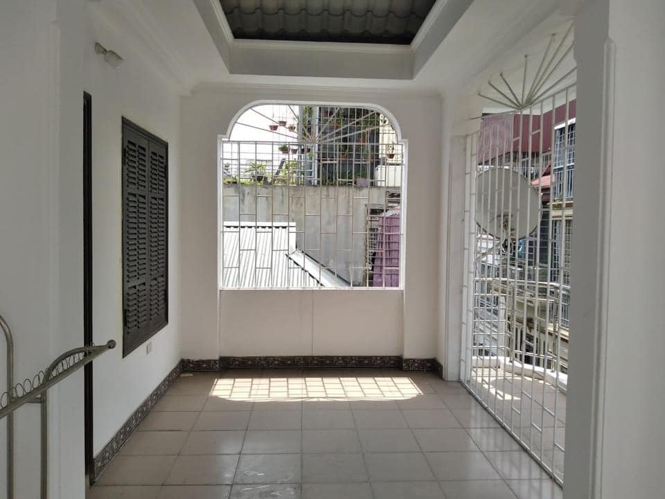 Bán nhà Giáp Bát, 60m2 x 4T, mt 6.5m, phân lô ô tô tránh