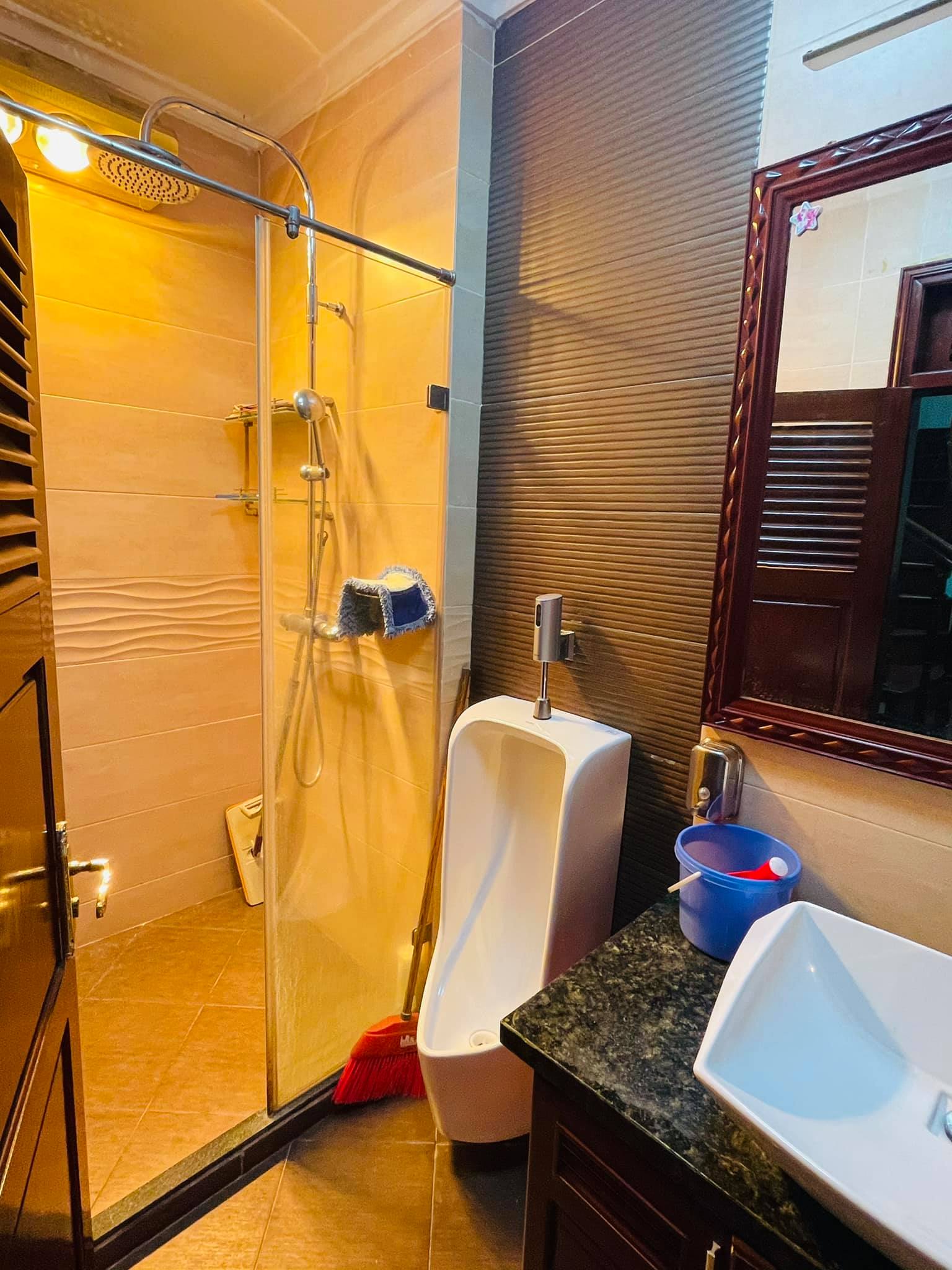 65m2