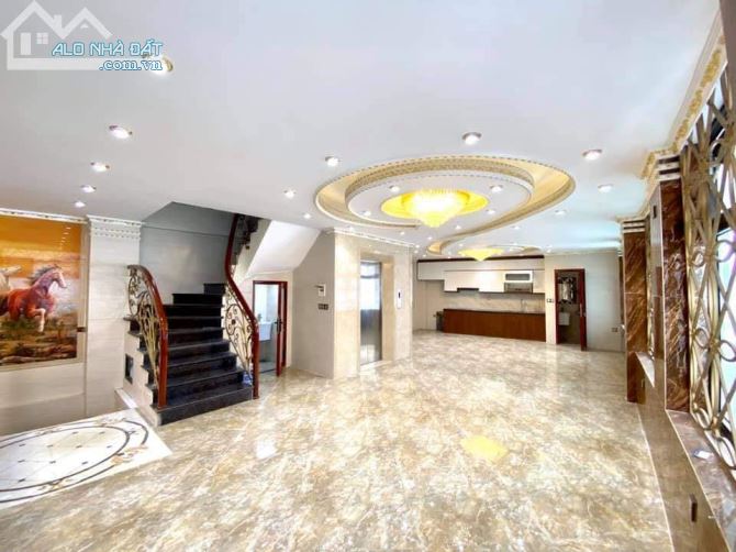 Bán nhà mặt tiền đường 11 phường linh xuân 1trệt 1lầu 148m2 đường 12m thông