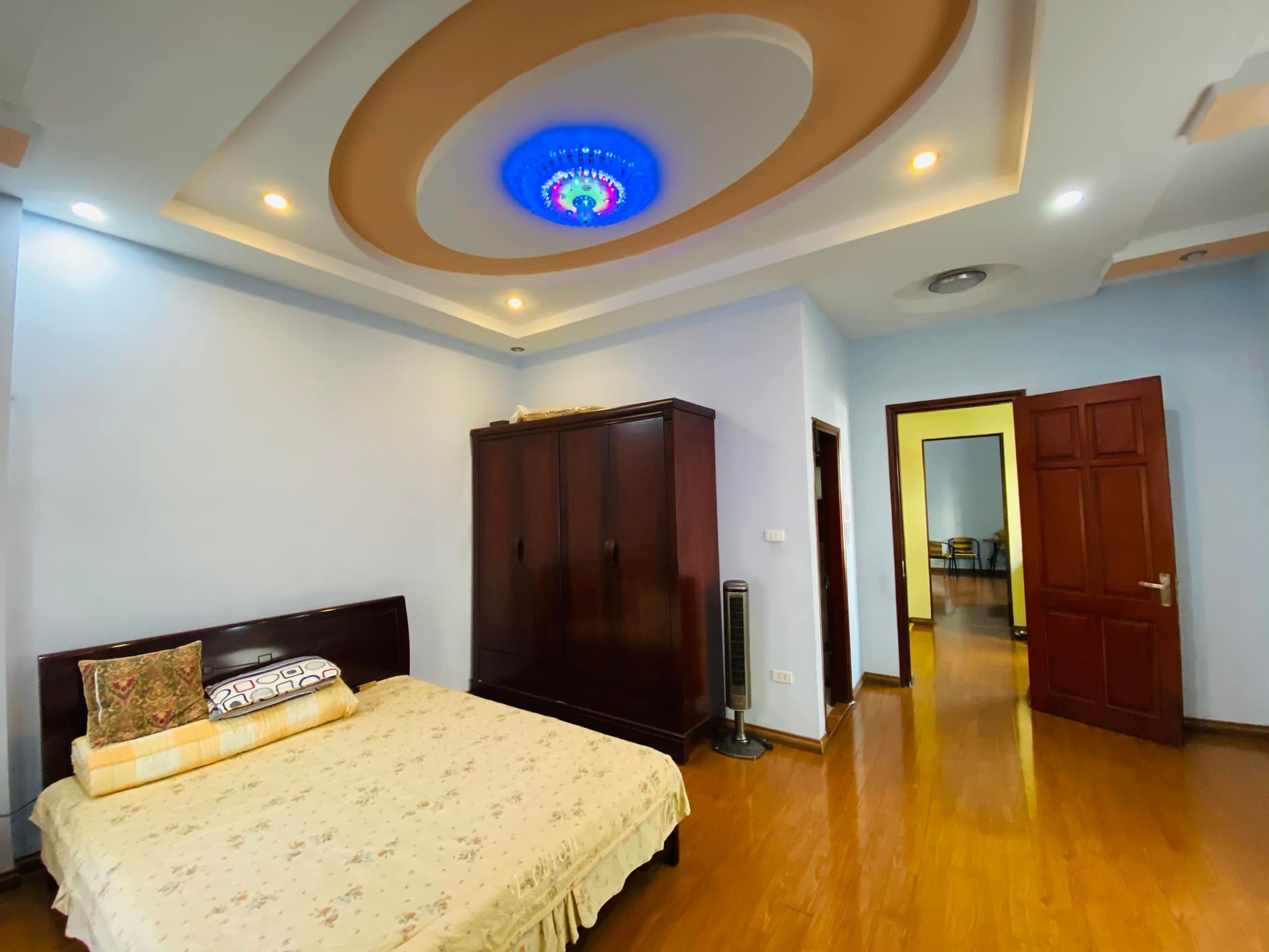 CẦN BÁN NHÀ MẶT TIỀN QUẬN HOÀN KIẾM DT 110 m2 ,7 mét mặt tiền GIÁ 28 tỷ