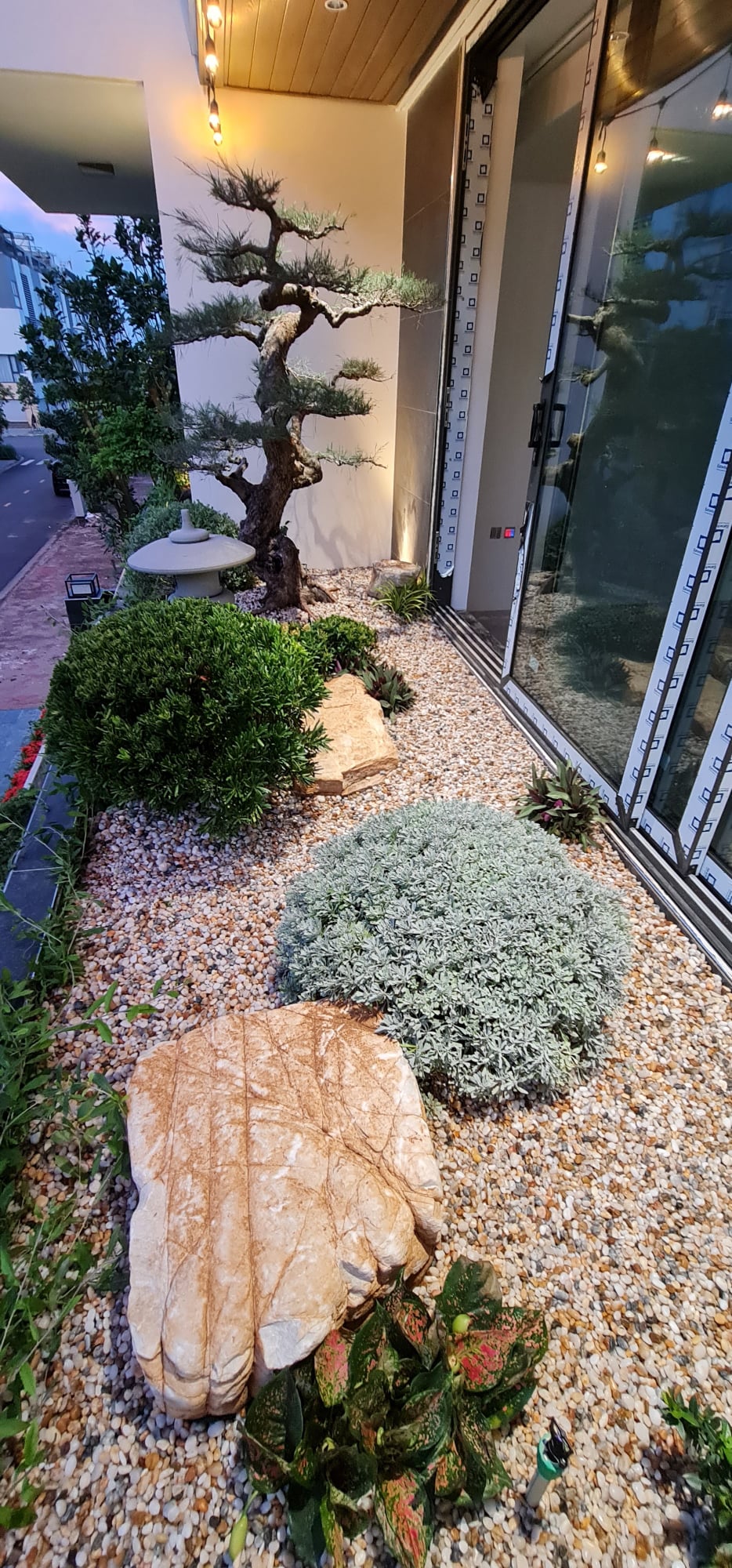 Bán đất phố Giang Văn Minh, 100m2, lô góc, vỉa hè ô tô tránh, xây tòa VP, nhỉnh 25 tỷ.