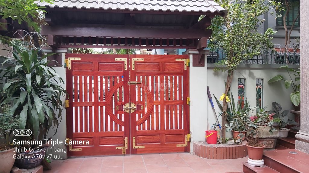 Bán biệt thự CC Mai Dịch, diện tích 150m, 31 tỷ.