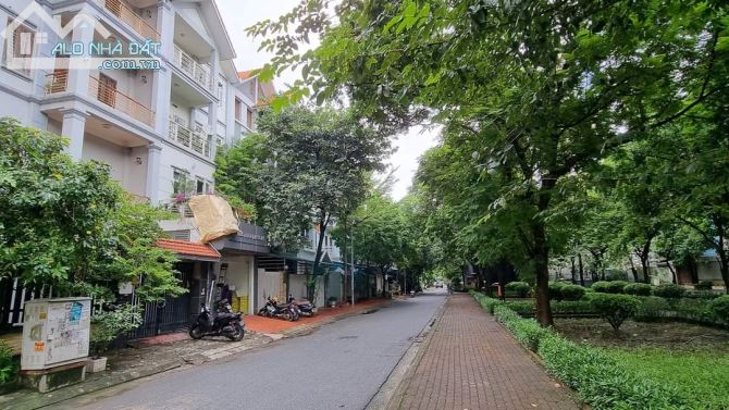 Bán Biệt thưn Liên kề KĐT Vĩnh Hoàng 115mx5T MT 7m giá thỏa thuận