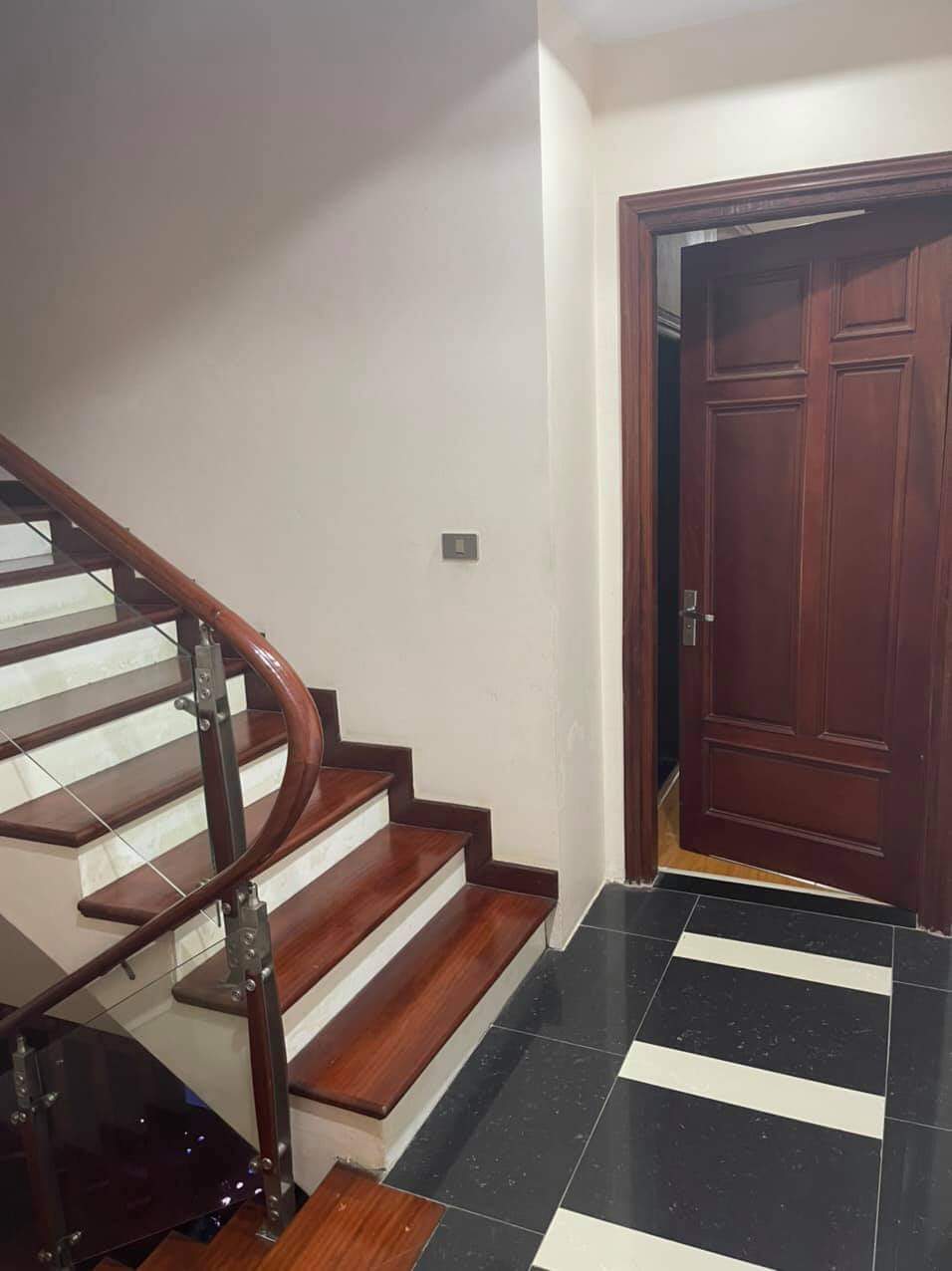 SIÊU PHẨM KĐT XA LA LÔ GÓC 2 MẶT ĐƯỜNG NHỰA - Ô TÔ- VỈA HÈ - KINH DOANH 124m 20.2 tỷ