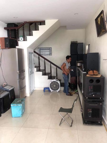 Bán nhà mặt phố Yên Hoa – 30m2 x 4 tầng- Giá 10 tỷ