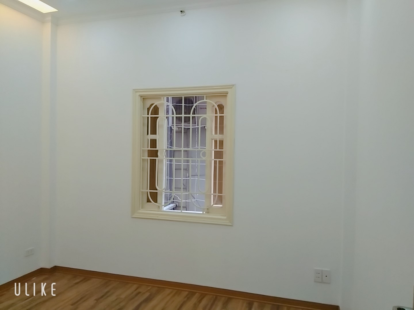 300m2