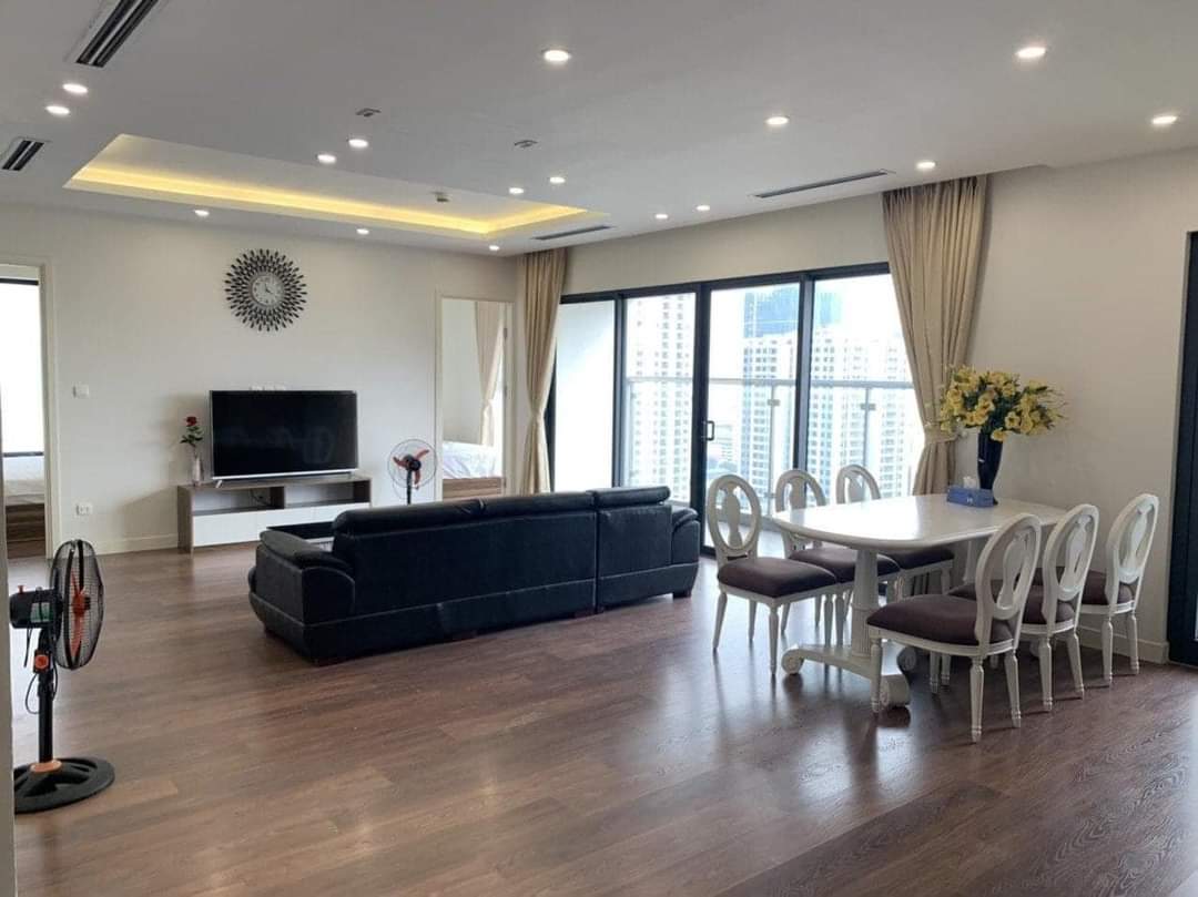 Bán Nhà 6 Tầng Mặt Phố Phan Chu Trinh- Hoàn Kiếm, DT: 35m, MT Rộng, Vị Trí Đẹp, Kinh Doanh