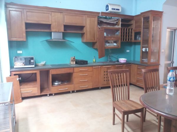 Bán nhà Âu Cơ – 78m2 x 6 tầng- Giá 11 tỷ